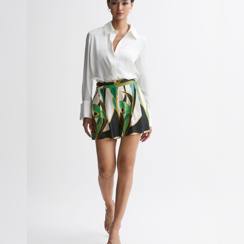 REISS luna shorts